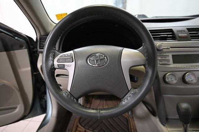 Photo of 2011 Green Toyota Camry