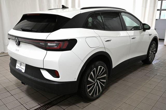 Photo of 2025 Pure White Volkswagen ID.4