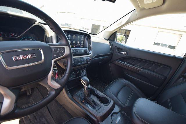 Photo of 2022 Summit White GMC Canyon