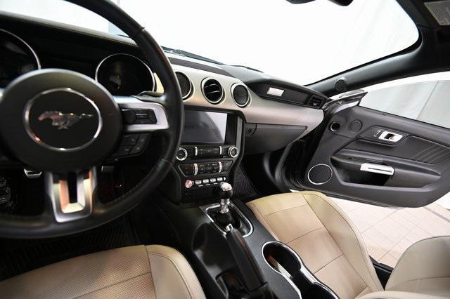 Photo of 2018 Magnetic Ford Mustang
