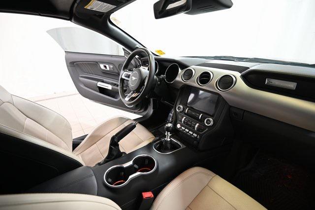 Photo of 2018 Magnetic Ford Mustang
