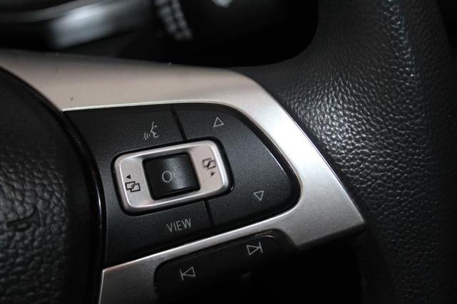 Photo of 2021 Platinum Gray Metallic Volkswagen Jetta