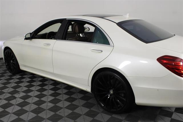 Photo of 2015 designo Diamond White Mercedes-Benz S-Class