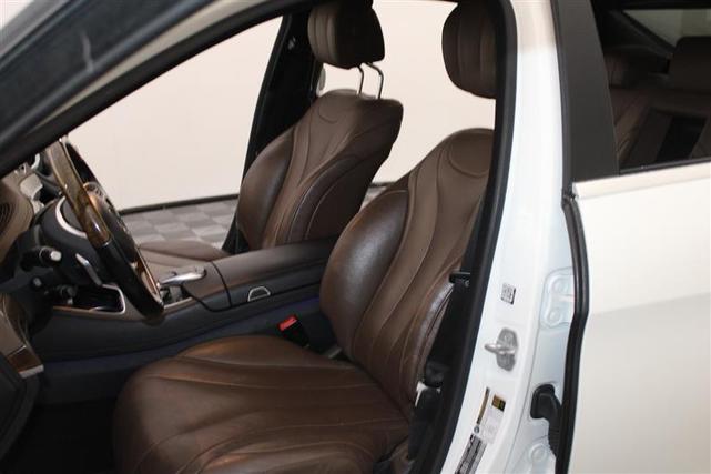 Photo of 2015 designo Diamond White Mercedes-Benz S-Class