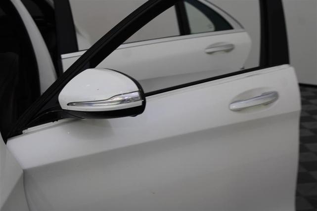 Photo of 2015 designo Diamond White Mercedes-Benz S-Class