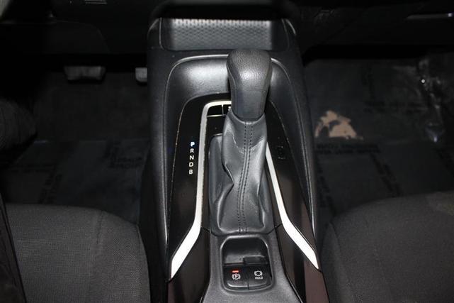 Photo of 2020 Super White Toyota Corolla