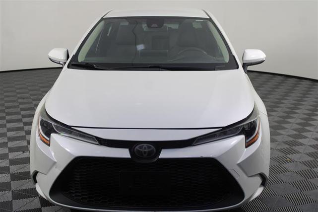Photo of 2020 Super White Toyota Corolla