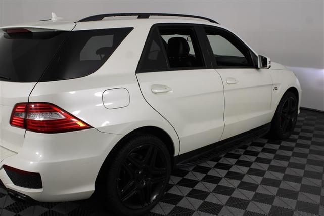 Photo of 2013 Arctic White Mercedes-Benz M-Class
