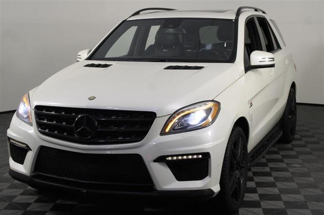 Photo of 2013 Arctic White Mercedes-Benz M-Class