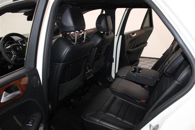 Photo of 2013 Arctic White Mercedes-Benz M-Class
