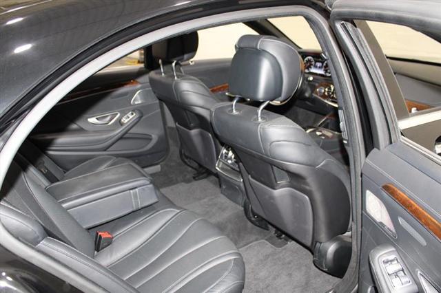 Photo of 2015 Black Mercedes-Benz S-Class