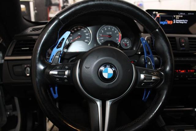 Photo of 2015 Silverstone Metallic BMW M4