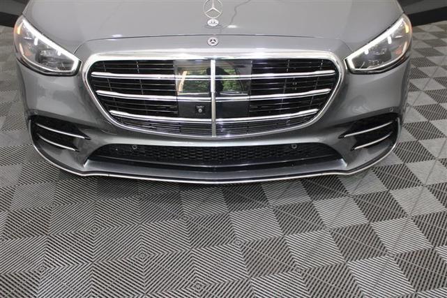 Photo of 2021 Selenite Grey Mercedes-Benz S-Class
