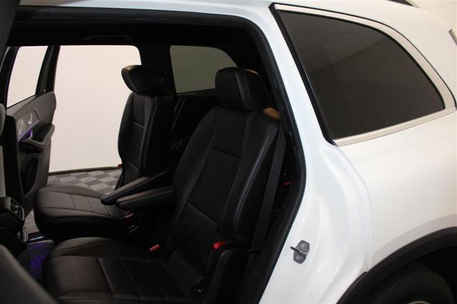 Photo of 2020 Polar White Mercedes-Benz GLS 450