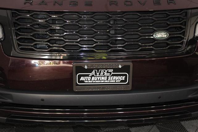 Photo of 2018 Rosello Red Metallic Land Rover Range Rover