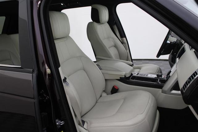 Photo of 2018 Rosello Red Metallic Land Rover Range Rover