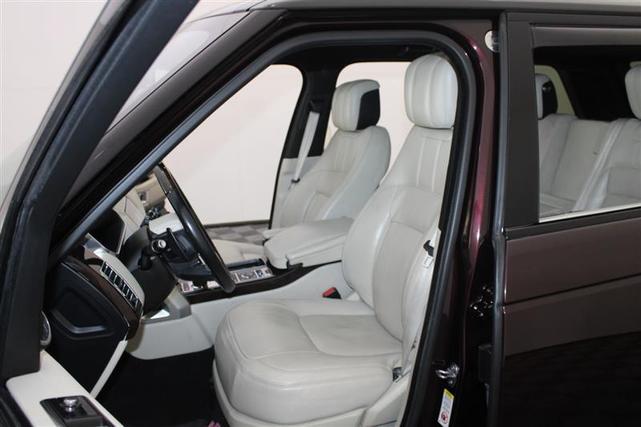 Photo of 2018 Rosello Red Metallic Land Rover Range Rover