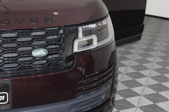 Photo of 2018 Rosello Red Metallic Land Rover Range Rover