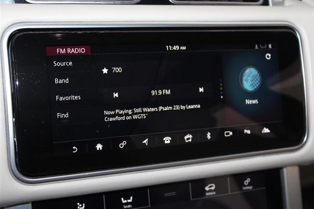 Photo of 2018 Rosello Red Metallic Land Rover Range Rover