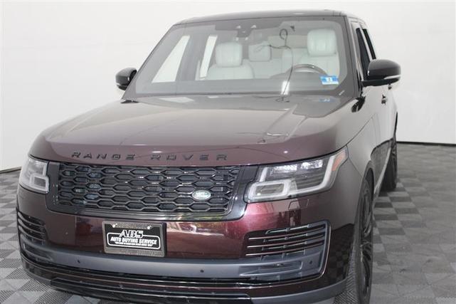 Photo of 2018 Rosello Red Metallic Land Rover Range Rover