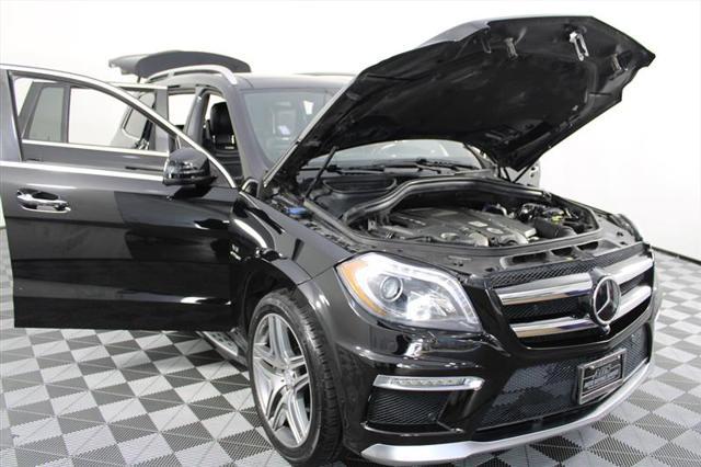 Photo of 2015 Black Mercedes-Benz GL-Class