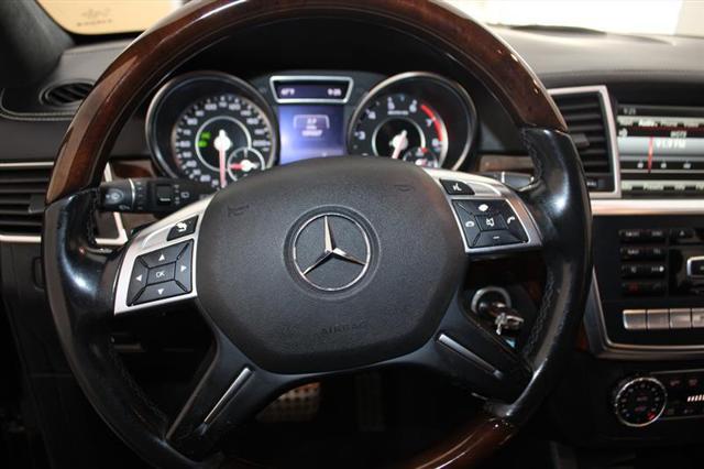 Photo of 2015 Black Mercedes-Benz GL-Class