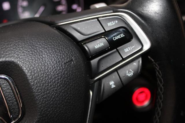 Photo of 2019 Crystal Black Pearl Honda Accord
