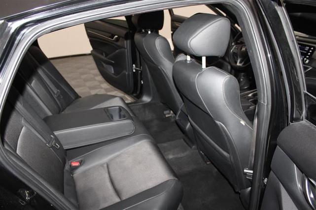 Photo of 2019 Crystal Black Pearl Honda Accord