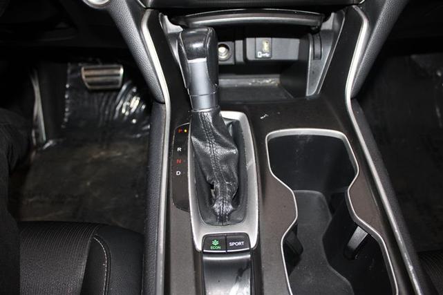 Photo of 2019 Crystal Black Pearl Honda Accord