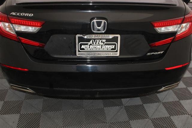 Photo of 2019 Crystal Black Pearl Honda Accord