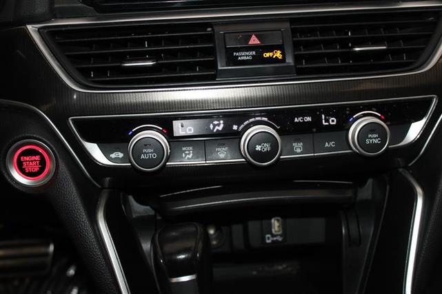 Photo of 2019 Crystal Black Pearl Honda Accord