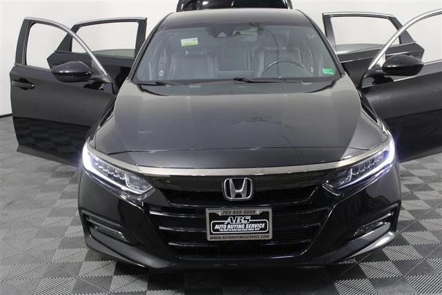 Photo of 2019 Crystal Black Pearl Honda Accord