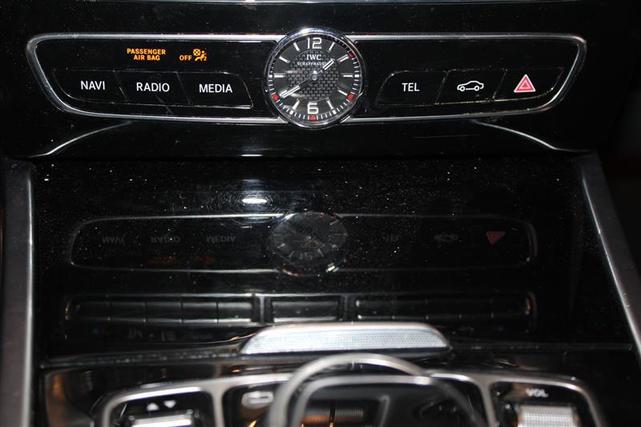 Photo of 2019 Polar White Mercedes-Benz AMG G 63