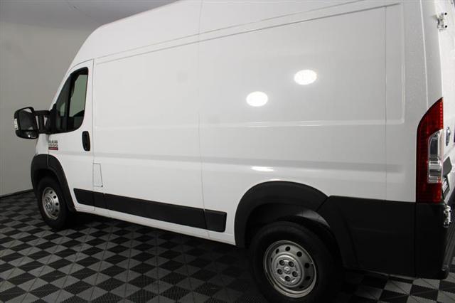 Photo of 2019 Bright White Clearcoat RAM ProMaster 1500