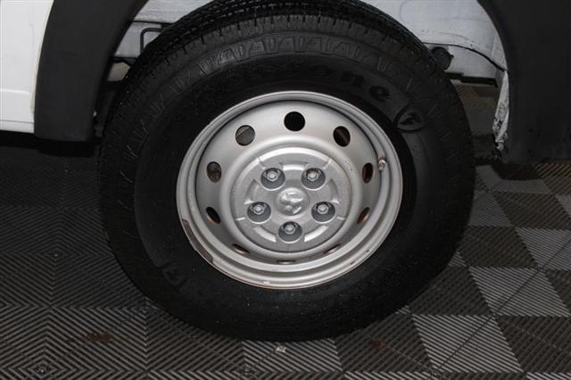 Photo of 2019 Bright White Clearcoat RAM ProMaster 1500