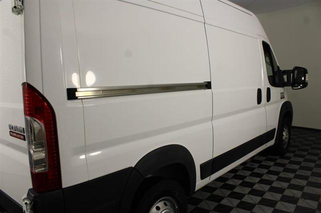 Photo of 2019 Bright White Clearcoat RAM ProMaster 1500