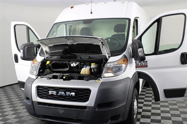 Photo of 2019 Bright White Clearcoat RAM ProMaster 1500