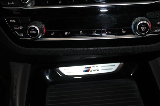 Photo of 2020 Black Sapphire Metallic BMW X4 M
