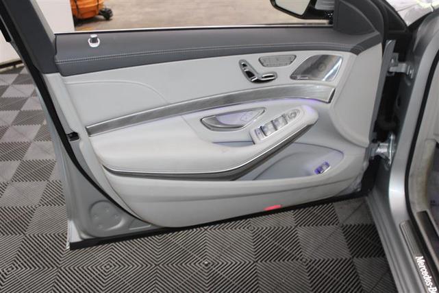 Photo of 2016 Iridium Silver Metallic Mercedes-Benz S-Class