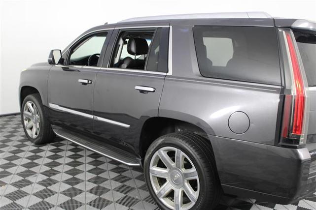 Photo of 2016 Dark Granite Metallic Cadillac Escalade