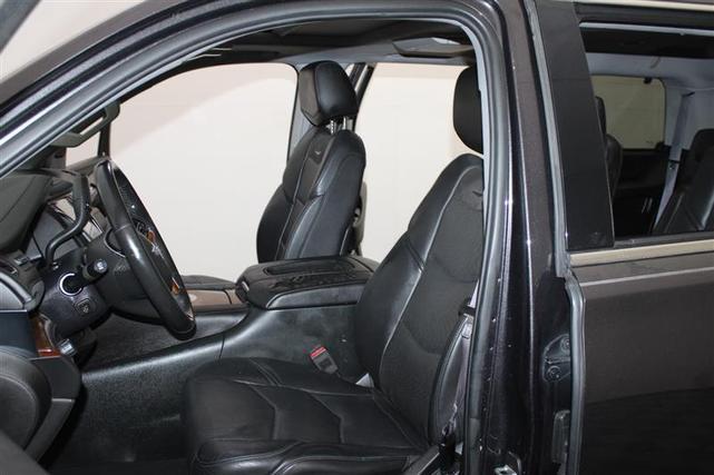 Photo of 2016 Dark Granite Metallic Cadillac Escalade