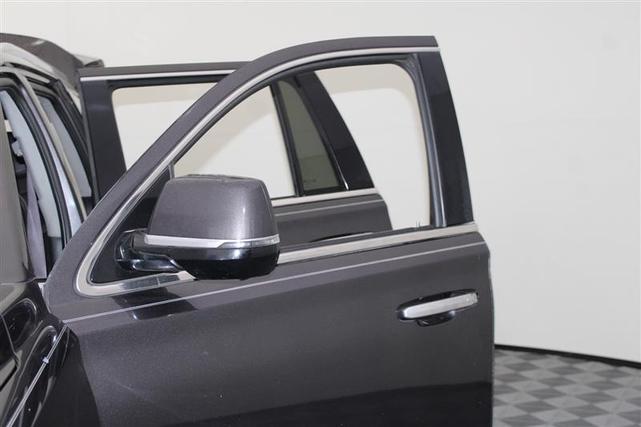Photo of 2016 Dark Granite Metallic Cadillac Escalade