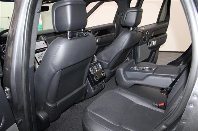Photo of 2018 Gray Land Rover Range Rover