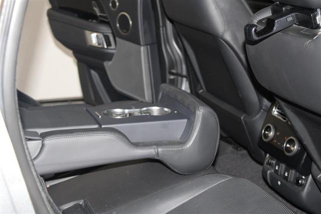 Photo of 2018 Gray Land Rover Range Rover