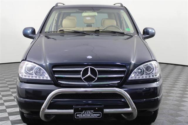 Photo of 2000 Azure Blue Mercedes-Benz M-Class