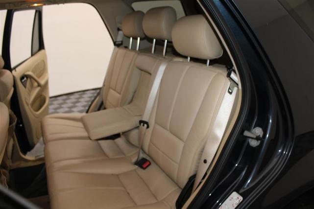 Photo of 2000 Azure Blue Mercedes-Benz M-Class