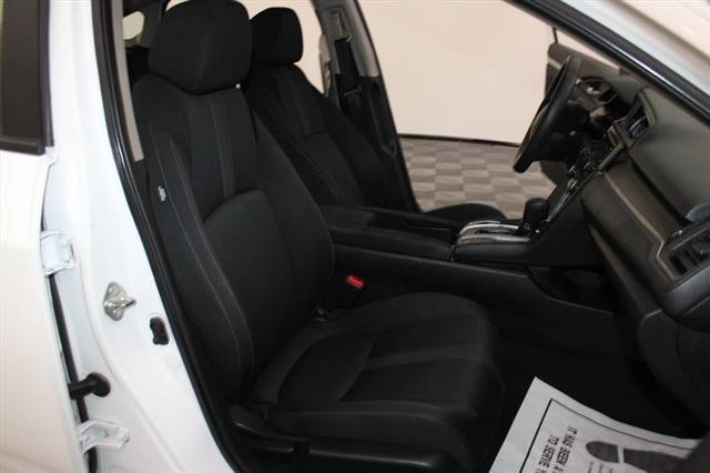 Photo of 2019 Platinum White Pearl Honda Civic