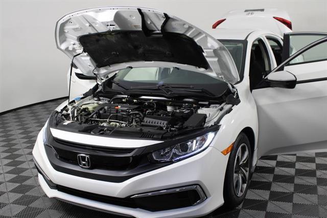 Photo of 2019 Platinum White Pearl Honda Civic