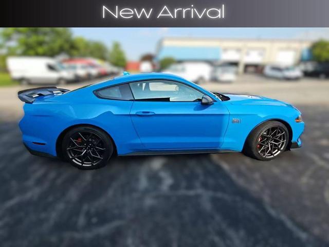 Photo of 2022 Grabber Blue Metallic Ford Mustang