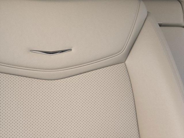 Photo of 2025 Opulent Blue Metallic Cadillac XT5